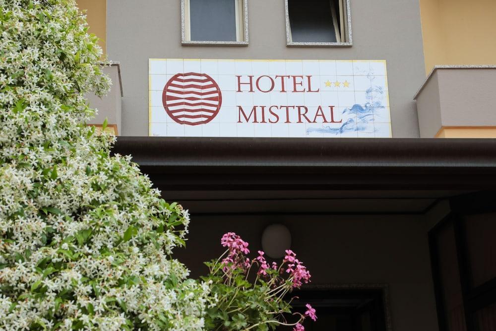 Hotel Mistral 알게로 외부 사진
